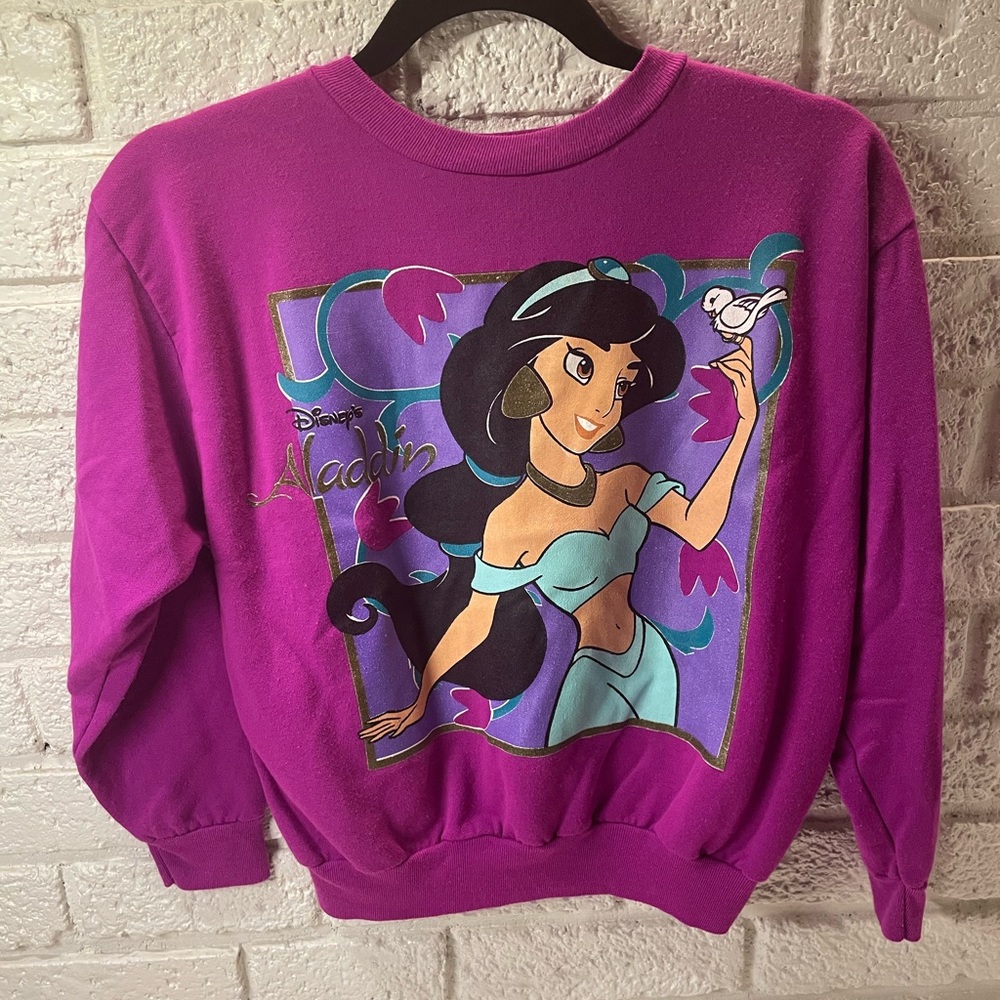 Vintage 90s Disney Aladdin Jasmine Girls Pink Crewneck Sweater